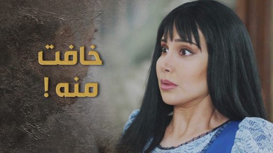 عم يتحركش بالخدامة بنص بيته وبدو يعمل عملته معها 😯💔السبع