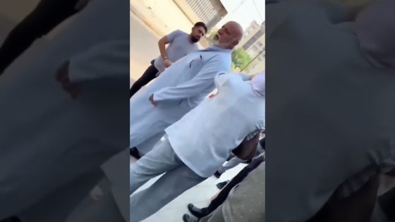 تاخذون رشوى عراقية تنفعل على شرطة المرور #العراق