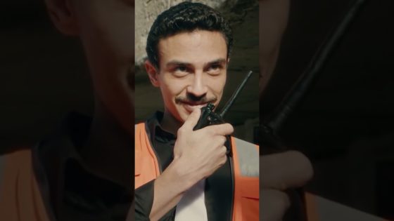 لما تطبل لمديرك في الشغل😂#رأس_الأفعى #Shorts