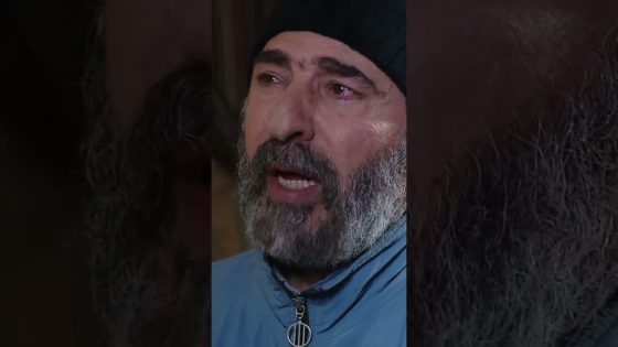 دموعه خانته وقت شم ريحة أمه 🥹 #اكسبلور #قبنض #الغريب