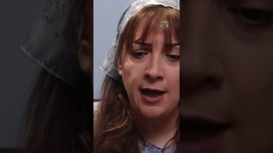 أميرة متل العادة أكلت بهدلة على تيابها 😁 #غولدن_لاين #بيت_جدي