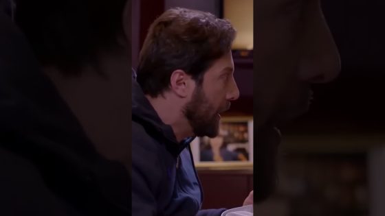 مفاجأة على قميص زوجها فتح الشكوك بعقلها 😨 #اكسبلور #قبنض #فرصة_أخيرة